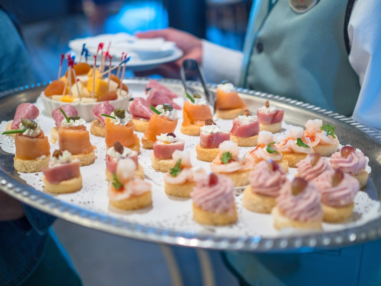 Plato de aperitivos variados